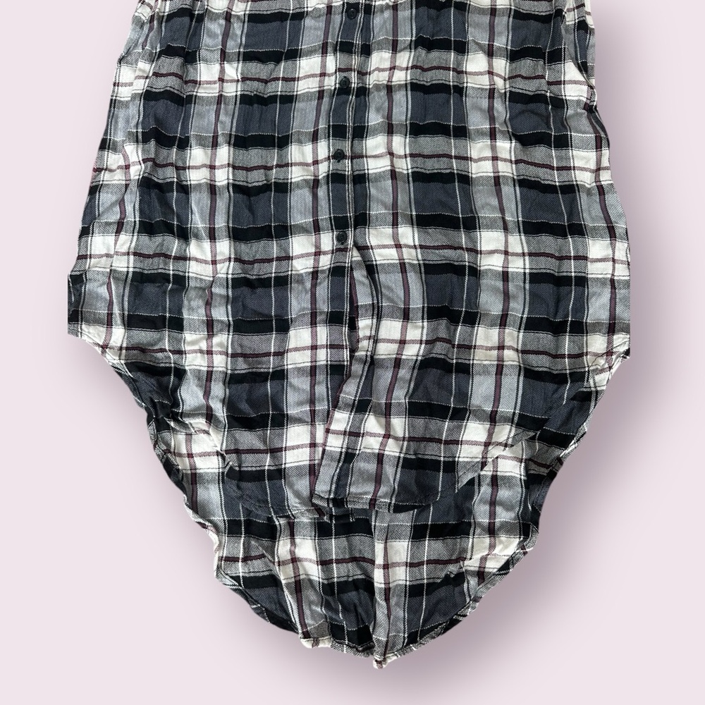 Women’s Cupcakes & Cashmere Plaid Tunic Length Tank Top Blouse Size Medium - Picture 4 of 8